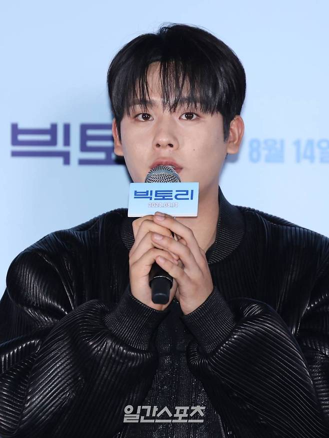 배우 이정하가 5일 오후 서울 용산구 용산CGV아이파크몰에서 열린 영화 '빅토리' 언론배급시사회 및 기자간담회에 참석해 인사말을 하고 있다. '빅토리'는 오직 열정만큼은 충만한 생판 초짜 치어리딩 동아리 '밀레니엄 걸즈'가 신나는 댄스와 가요로 모두를 응원하는 이야기를 담은 영화. 오는 14일 개봉. 서병수 기자 qudtn@edaily.co.kr /2024.08.05/