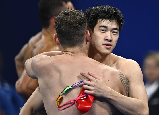 중국의 남자 혼계영 400ｍ 금메달을 이끈 판잔러. 신화=연합뉴스