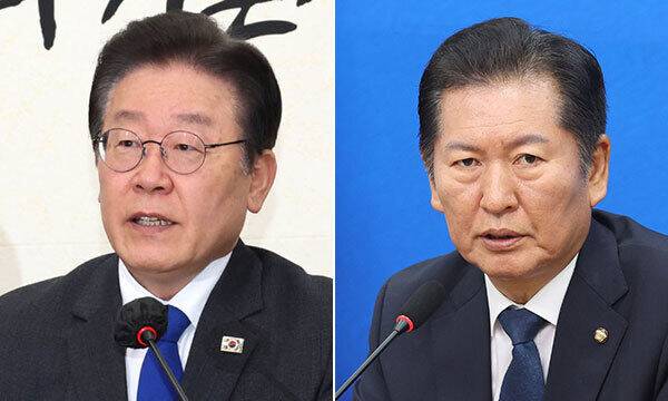 이재명 더불어민주당 당대표 후보(왼쪽)와 정청래 의원. 연합뉴스