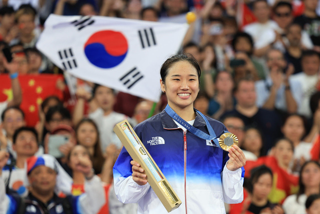 2024 파리올림픽 배드민턴 여자 단식 결승전에서 금메달을 획득한 안세영. 파리= 올림픽사진공동취재단/KO