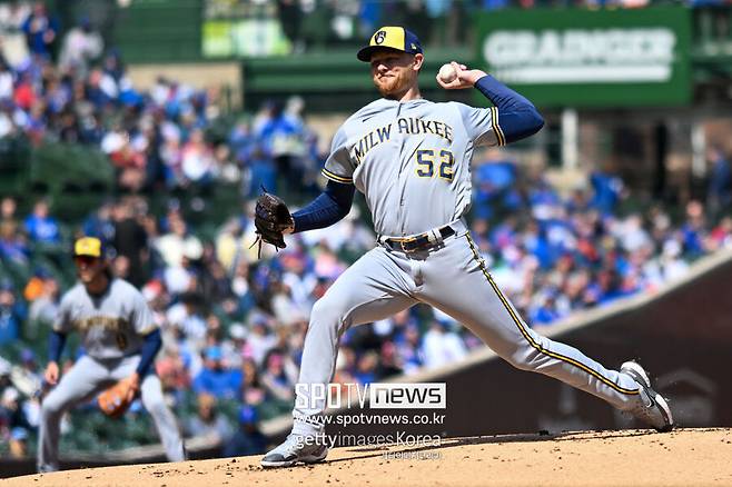 ▲ KIA 새 외국인투수 에릭 라우어는 밀워키 브루어스 시절이던&nbsp;2022년 29경기에 나와 158⅔이닝을 소화하면서 11승 7패 평균자책점 3.69를 기록했다.