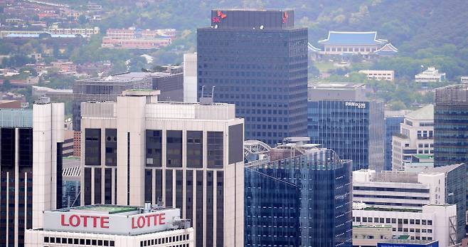 주요 기업들이 비상경영에 돌입하고 있다. / 사진=뉴시스