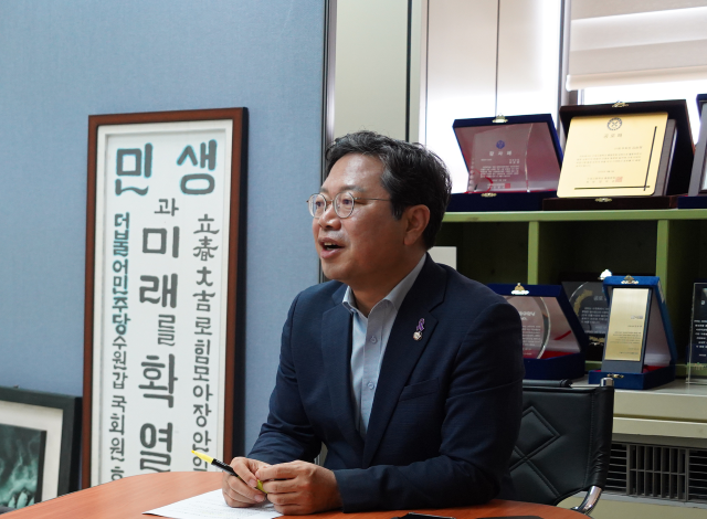 김승원 민주당 의원은 "수도권정비법, 지방의회법, 지방자치법 등 경기도에 필요한 법안들이 정말 많다"고 했다. /김승원 의원실 제공