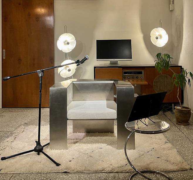 관객 인터뷰 의자/ETIK