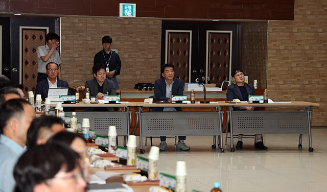 지난 12일 상주시청 대회의실에서 '스마트도시계획 수립 용역' 중간보고회가 열리고 있다./사진제공=경북 상주시