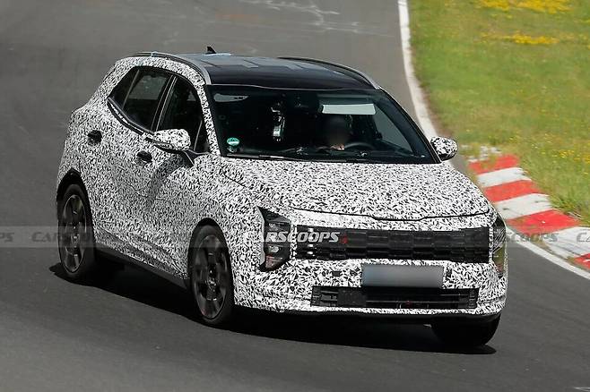 기아 '스포티지 페이스리프트' 테스트카 (출처 : Carscoops)