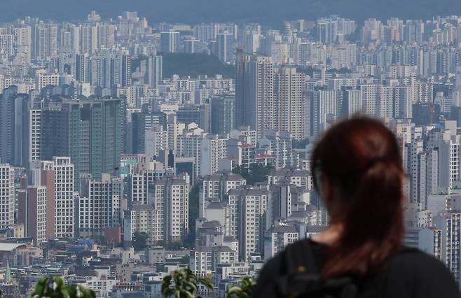 여보, 빨리 집 팔고 이사 가야돼…'이 동네' 결국 역대 최고가