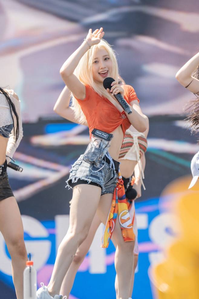 LIGHTSUM 초원 무대