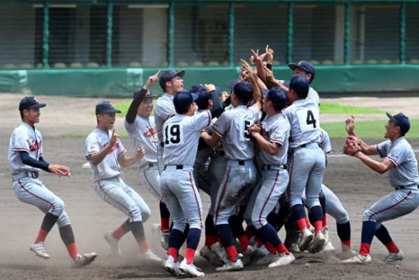 한국계 민죽학교인 교토국제고가 '여름의 고시엔'으로 불리는 일본 전국고교야구선수권대회에서 3년만에 4강에 진출하자 일본 전역에 한국어가 포함된 교가가 생중계됐다. /사진=교토국제고 홈페이지 캡처