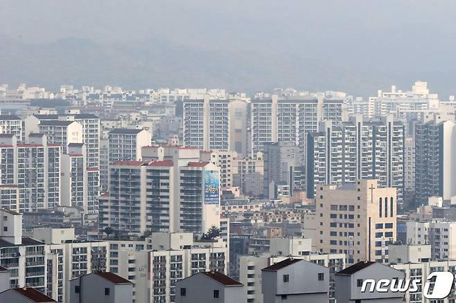 서울 강북구 북서울꿈의숲에서 바라본 도봉구 아파트 단지. /뉴스1 ⓒ News1 이광호 기자