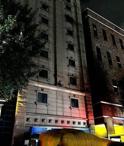 경기 부천시 중동 호텔에서 화재가 발생해 진화 중이다. 부천소방서 제공