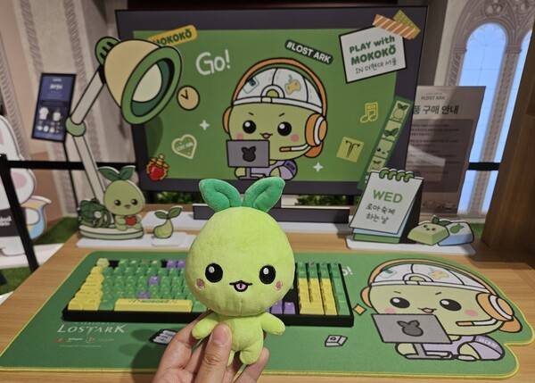 - 모코코 키캡, 모코코 장패드, 모코코 인형으로 완성한 풀세트