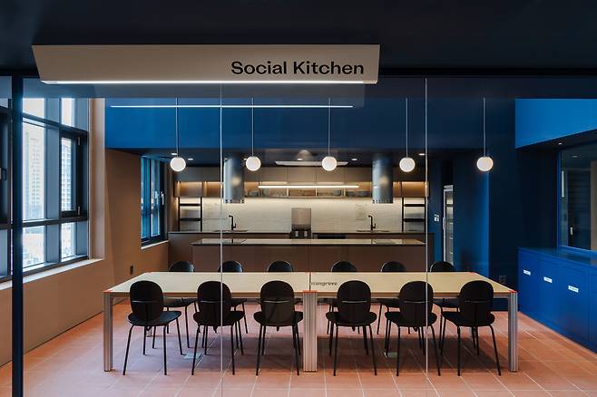맹그로브 신촌 소셜 키친(엠지알브이 제공).