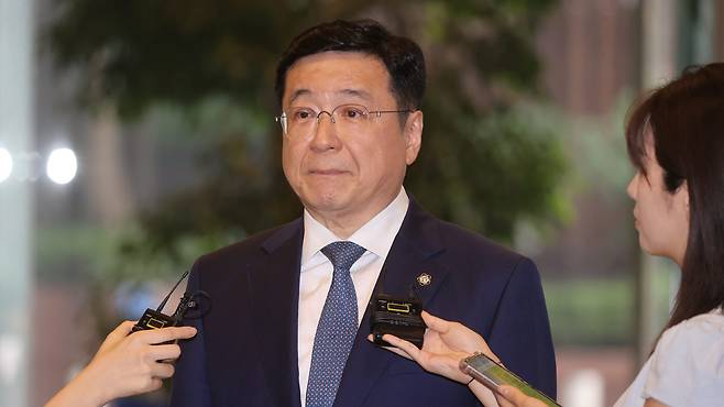 준감위 회의 참석하는 이찬희 삼성 준감위원장 [사진제공:연합뉴스]