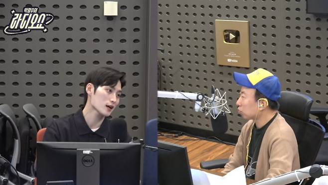 왼쪽부터 김준호 박명수 (사진=KBS 쿨FM ‘박명수의 라디오쇼’ 캡처)