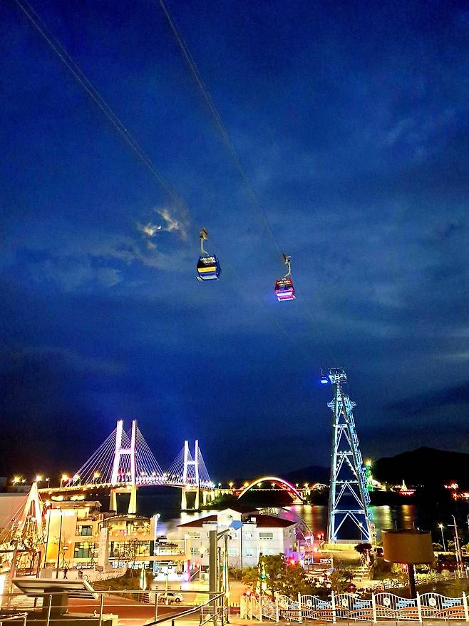 사천바다케이블카 야경/사진-사천시