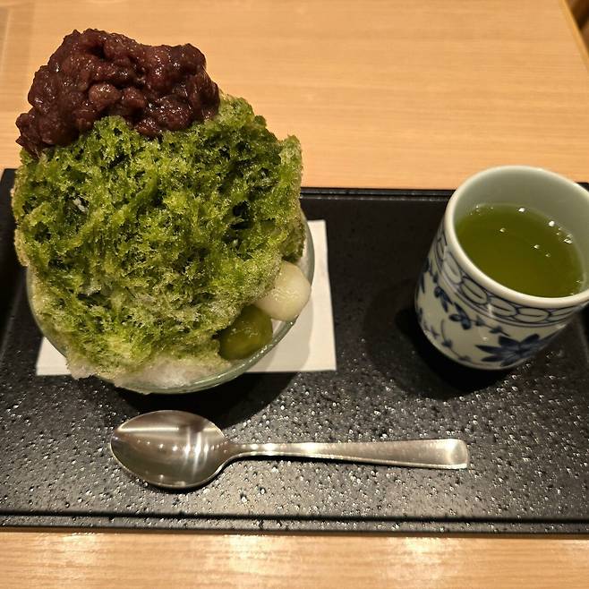 1000007594.jpg 우메다에서 혼자 먹는 녹차 빙수