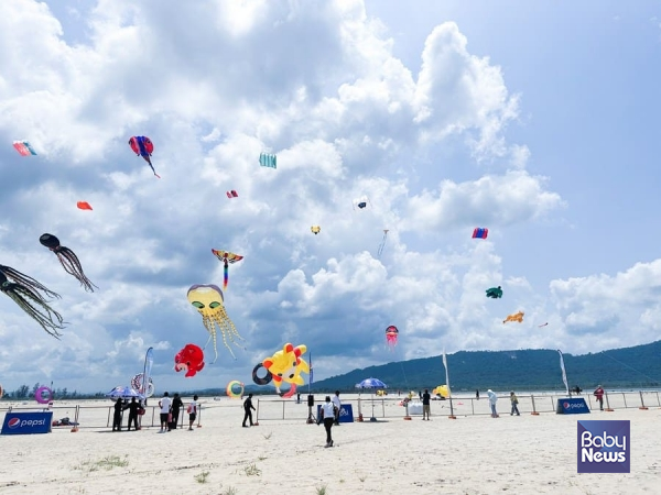 제1회 '국제 연 페스티벌(International Kite Festival)'. ⓒ호이아나 리조트 & 골프