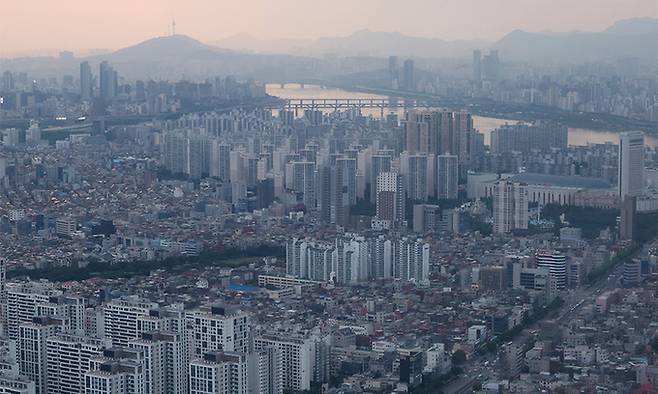 서울 강남구, 송파구 등 서울시내 아파트 단지 전경. 연합뉴스