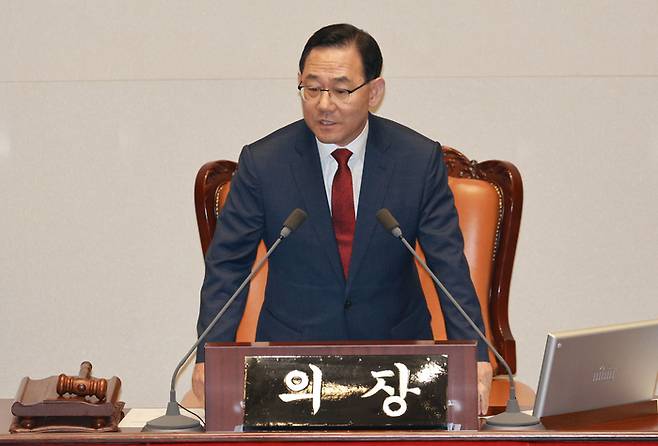 주호영 국회부의장이 2일 국회에서 열린 본회의 대정부질문에서 발언하고 있다. 2024.7.2 [연합뉴스]