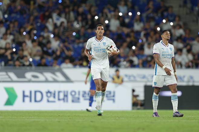 울산문수축구경기장/ K리그1/ 울산HDFC vs 포항스틸러스/ 포항 조르지 득점/ 골 세레머니/ 사진 김정수