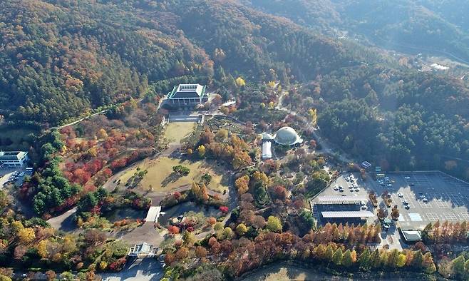 충남도산림자원연구소와 수목원 전경. 충남도 제공