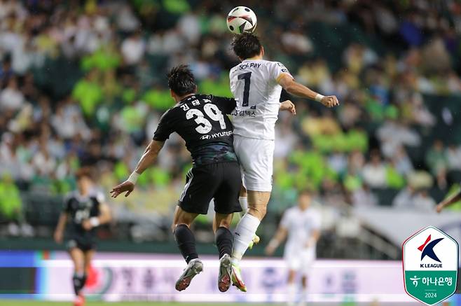 지난 6월 전주월드컵경기장에서 열린 전북 현대와 FC서울의 경기 모습. 사진=프로축구연맹