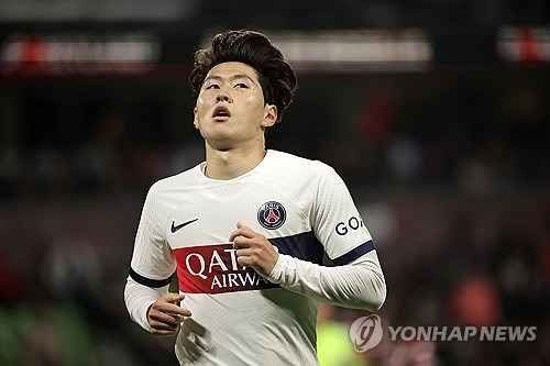 파리 생제르맹(PSG)은 31일(한국시간) 구단 공식 사회관계망서비스(SNS)를 통해 이강인의 시즌 1호골이 8월 이달의 골로 뽑혔다고 발표했다. 이강인은 지난 17일 르아브르와의 2024-2025시즌 프랑스 리그1 1라운드 개막전에서 경기 시작 2분 04초 만에 선제골을 터트리며 4-1 완승에 일조했다. 연합뉴스