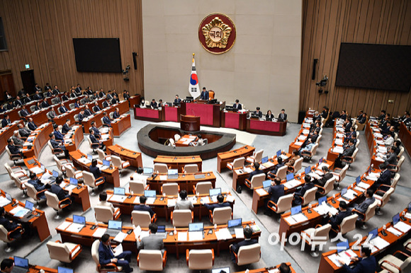 박정 국회 예산결산특별위원회 위원장이 2일 오전 서울 여의도 국회에서 열린 2023 회계연도 결산심사를 위해 열린 예산결산특별위원회 전체회의에서 발언하고 있다. [사진=곽영래 기자]