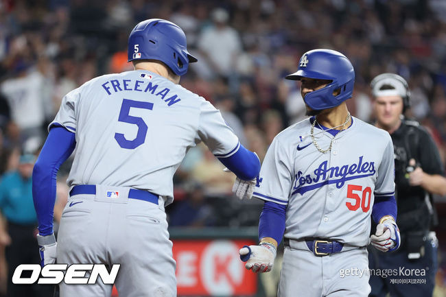 [사진] LA 다저스 프레디 프리먼, 무키 베츠. ⓒGettyimages(무단전재 및 재배포 금지)