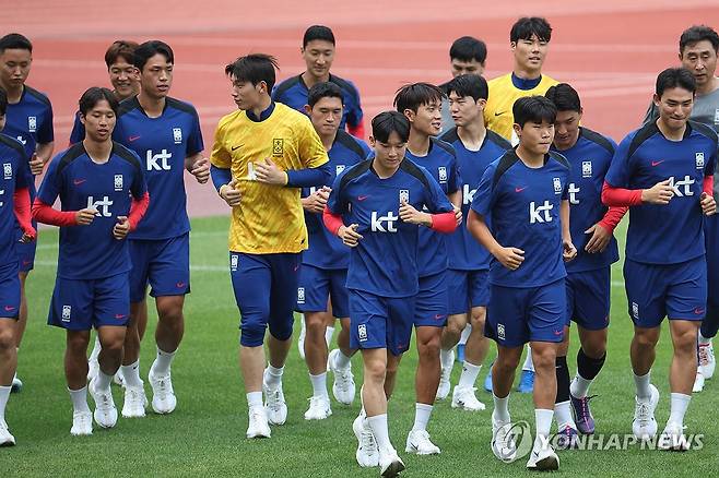 가자 '홍명보호' (고양=연합뉴스) 박동주 기자 = '홍명보호' 축구 대표팀 선수들이 2일 경기 고양시 고양종합운동장에서 2026 북중미 월드컵 아시아지역 3차 예선을 앞두고 훈련하고 있다. 2024.9.2 pdj6635@yna.co.kr