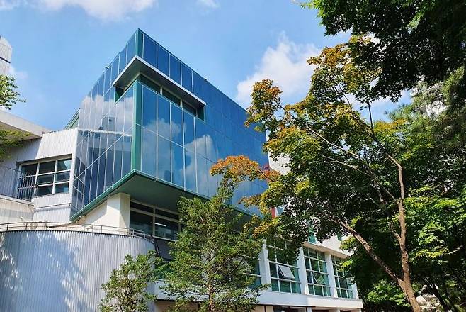 건물일체형 컬러 태양광 발전시설