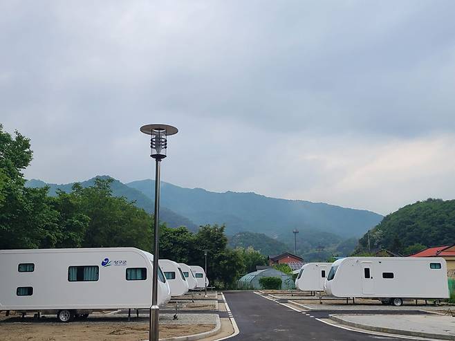 양구군 방산면 송현리 1095-28번지 일원에 조성된 캠핑장 전경. 양구군 제공