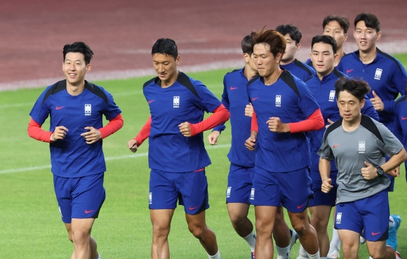 한국 남자축구 국가대표 선수들이 3일 고양종합운동장에서 2026 북중미월드컵 아시아 지역 3차 예선 B조 팔레스타인과의 1차전을 앞두고 훈련하고 있다. 뉴스1