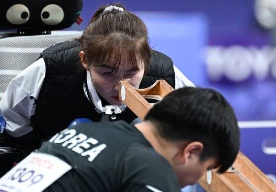 2024 파리 패럴림픽 보치아 혼성 경기 은메달을 따낸 강선희. 사진 대한장애인체육회