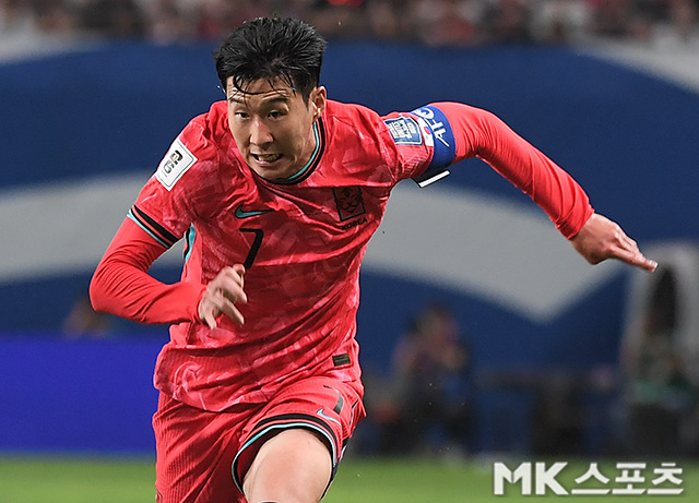 한국 축구 대표팀 주장 손흥민. 사진(상암 서울)=천정환 기자