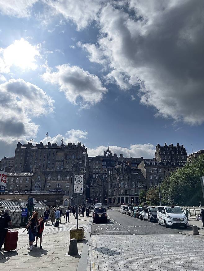 IMG_2987.jpeg 에든버러 2박 3일