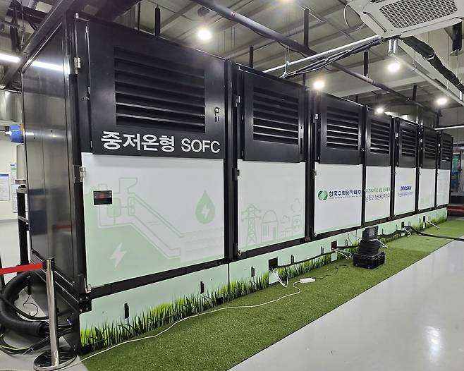 한수원 연료전지 테스트베드에서 운전 중인 중저온형 SOFC[한국수력원자력
