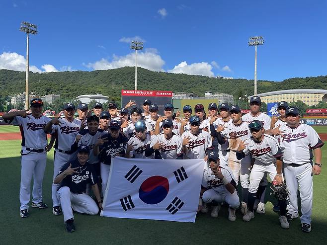 U-18 야구대표팀은 대만 타이페이에서 열린 '제13회 아시아청소년야구선수권대회'에서 값진 동메달을 따냈다. KBSA