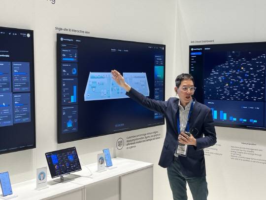 박찬우 삼성전자 B2B통합오퍼링센터 부사장이 7일(현지시간) 독일 베를린 IFA 2024 삼성전자 부스에서 AI아파트를 설명하고 있다. 공동취재기자단