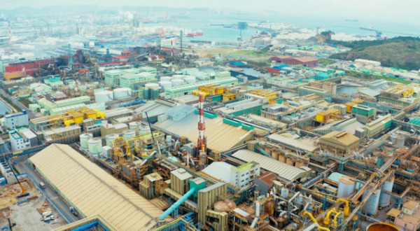 Panoramic view of Korea Zinc’s Onsan Refinery. [Courtesy of Korea Zinc]