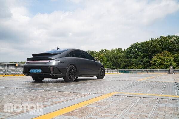 현대 아이오닉 6 블랙 에디션 사진 모터매거진 최재혁 기자