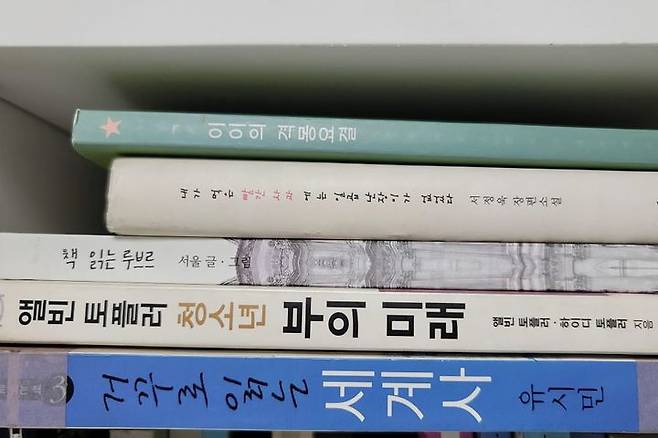 [춘천=뉴시스] 10일 춘천시는 춘천립청소년도서관이  이번 하반기에 학년별 독서코칭, 초등학교 5~6학년을 위한 세계사 강의, 청소년을 위한 찾아가는 북콘서트, 길 위의 인문학 프로그램 등을 운영한다고 밝혔다. 춘천시 제공. *재판매 및 DB 금지