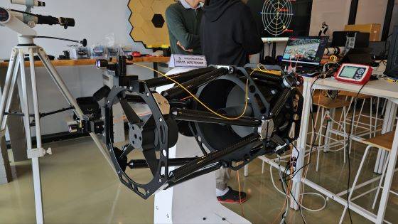 스페이스빔이 자체 개발한 우주 광통신 장치/사진=류준영 기자