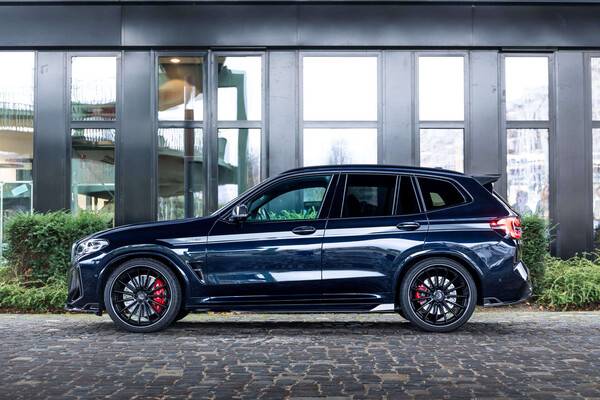 ​BMW X3 M 컴페티션 사진 만하르트​