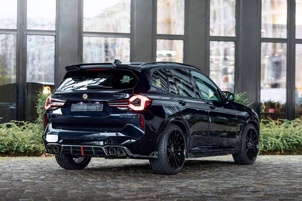 ​BMW X3 M 컴페티션 사진 만하르트​