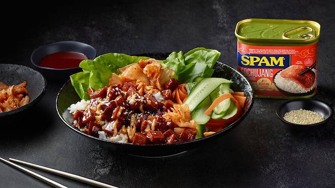 미국에서 출시된 고추장맛 스팸./Hormㄷl Foods. SPAM®