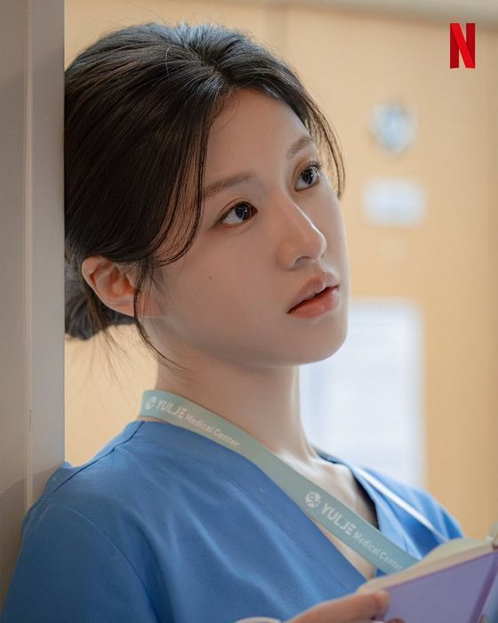 배우 고윤정이 주연을 맡은 tvN '슬기로운 전공의 생활'. 사진출처=넷플릭스