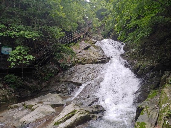 지리산 구룡계곡길. 국립공원공단 제공