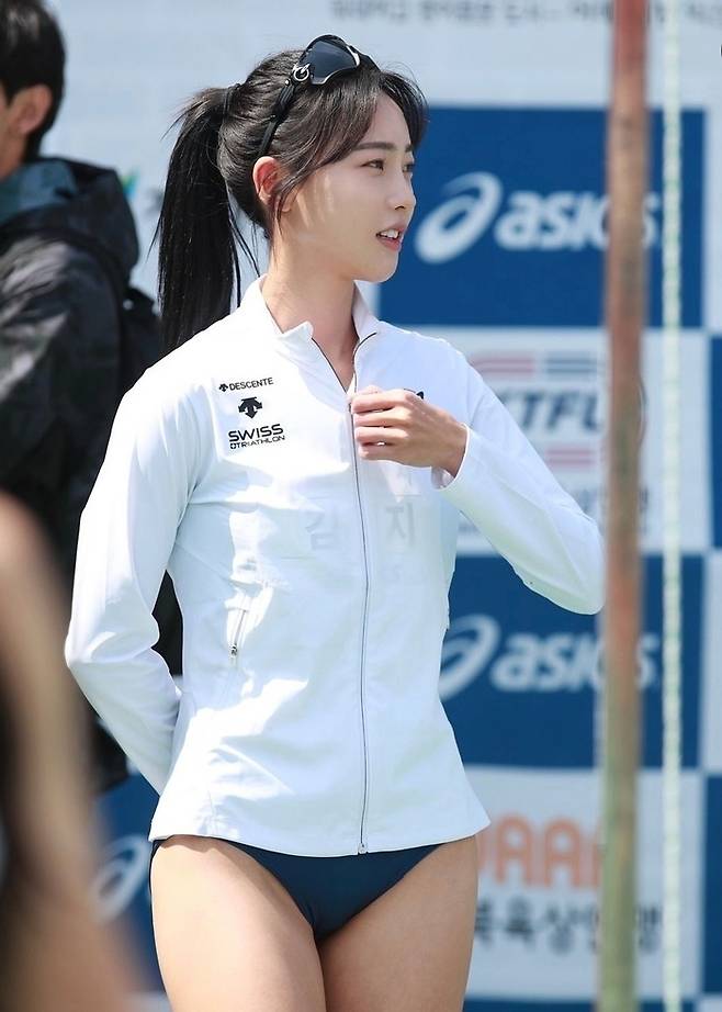 화성시청 소속 육상선수 김민지가 최근 경기 출전을 앞두고 준비하는 모습. [사진 출처 = 인스타그램 캡처]